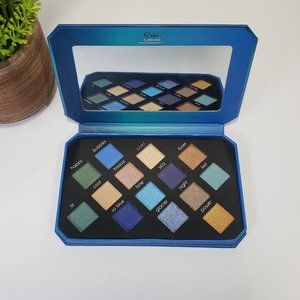 COPY - So Wavy Eyeshadow Palette 14 Colors